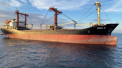 Çanakkale Boğazı’nda kuru yük gemisi dümen arızası yaptı