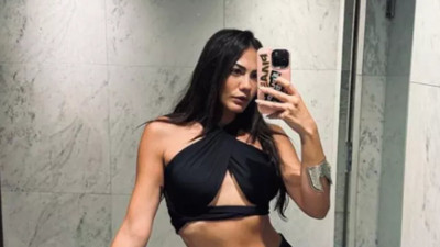 Demet Özdemir dizi setinden peş peşe paylaştı. 'Adım Farah' notunu düştü