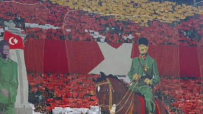 Galatasaray'dan Cumhuriyet'in 100. yılına özel forma