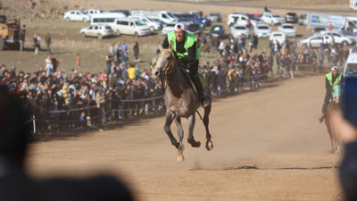 Geleneksel at yarışları 20 yıl sonra yeniden yapıldı