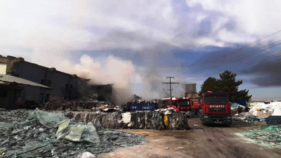 Ankara'da geri dönüşüm fabrikasında yangın
