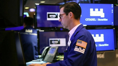 Fed Başkanı Powell’ın konuşması New York borsasını düşürdü