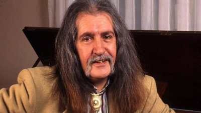 Barış Manço'nun anıtı Belçika'ya dikilecek