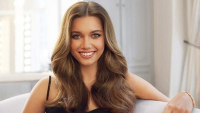 Yalı Çapkını'nın yıldızı Afra Saraçoğlu'nun çantası fiyatıyla dudak uçuklattı