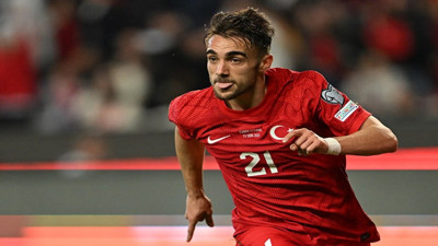 Yunus Akgün'e büyük onur. En iyisi seçildi