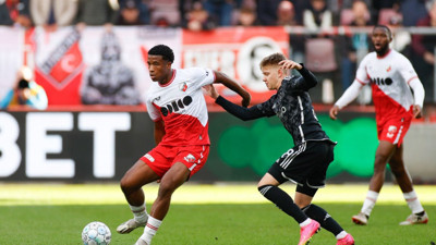 Ajax ateşle oynuyor. 7 gollü maçta şoke oldu