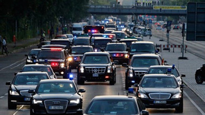 Erdoğan’ın güvenlik duvarı delindi iddiası. Sahte çakarlı araçla Erdoğan’ın uçağının dibine kadar geldi