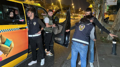 İstanbul’da ’huzur’ uygulaması: Araçlar didik didik arandı