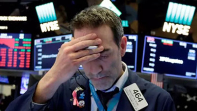 ABD borsaları düştü, tahvil faizi yükseldi