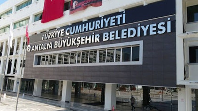 Antalya Büyükşehir Belediyesi'nden çalışanlarına 100. yıl ikramiyesi
