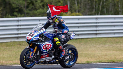 Toprak Razgatlıoğlu İspanya'da ikinci oldu