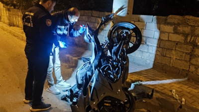 Direğe çarpan motosiklet sürücüsü ağır yaralandı