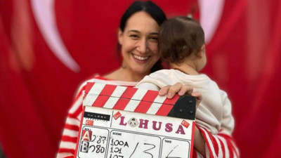 Gupse Özay'dan kızına bayram mesajı