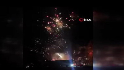 Kanada'da trafik kazası görsel şölene dönüştü