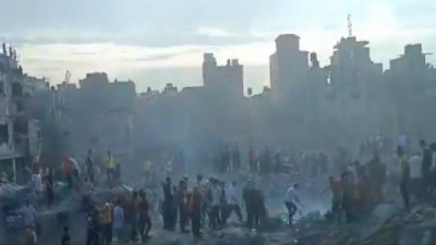 İsrail en büyük saldırılarından birini bugün Cibaliya Kampı'na gerçekleştirdi. Yüzlerce kişi hayatını kaybetti