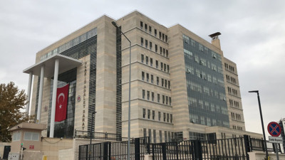 Akaryakıt istasyonundan hırsızlık yapan 2 kişi tutuklandı