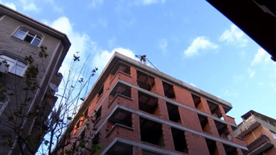 Bahçelievler'de inşaattan düşen işçi hayatını kaybetti