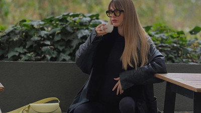 İbrahim Tatlıses’in gelininden karnı burnunda pozlar geldi