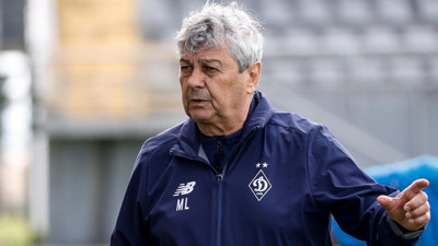 Mircea Lucescu istifa etti