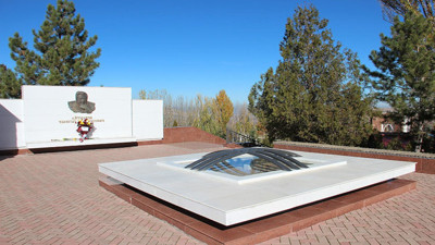 Kırgızistan'da bağımsızlık uğruna hayatını kaybedenler anılıyor