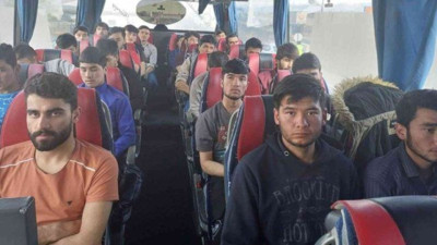 Ağrı’da İnsan Kaçakçılığı Operasyonu! 25 Afgan Göçmen Yakalandı