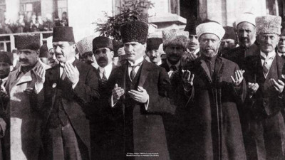 İlahiyatçı Cemil Kılıç: Atatürk karşıtlığı doğrudan doğruya İslam karşıtlığıdır