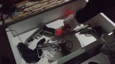 Silah imalatçılarına baskın