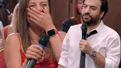 Hasan Can Kaya hemen o soruyu sordu. Genç kadın sevgilisini bir kadınla nasıl bastığını anlattı