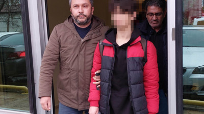 Annesini darp eden abisini öldüren liselinin cezası belli oldu