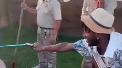 Fred'in beslediği hayvanı görenler şaşkına döndü. Yürekleri ağıza getirdi