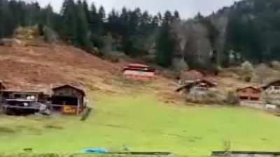 Ayder Yaylası internette gördüğü gibi çıkmayınca hayal kırıklığına uğradı