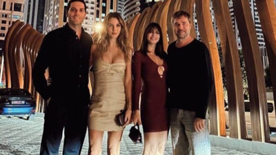 Engin Altan Düzyatan Dubai'de baldızı ve bacanağıyla buluştu