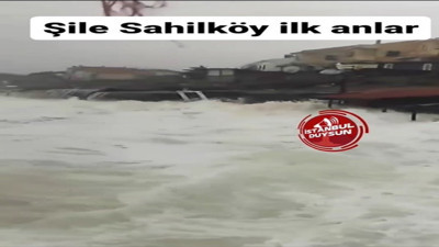 Şile’de dalgalar kıyıdaki sandalları böyle yuttu. Hepsini denize götürdü