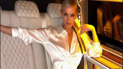 Didem Soydan'ın ayna pozları büyüledi