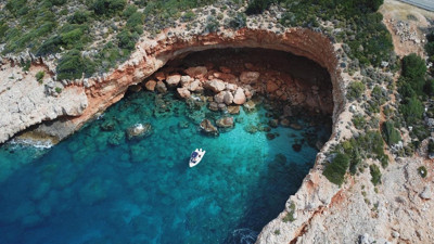Sualtı temizliği yaparken antik kent ortaya çıktı
