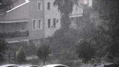 Meteoroloji 2 ili gün ve saat verip ‘tedbirli olun’ diye uyardı. Kuvvetli sağanak vuracak