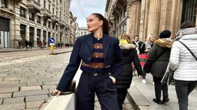Fahriye Evcen İtalya'da rüzgar gibi esti. Stili çok konuşuldu