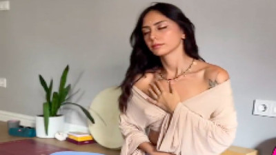 Dişil enerji ritüeliyle gündem oldu