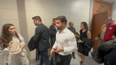 Fatih Terim'in öğrencisinin Seçil Erzan'ı tehdit ettiği ortaya çıktı. Arda ile Emre'nin parasına da el koymuş