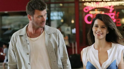 Kıvanç Tatlıtuğ ve Beren Saat filmlerinin galasında eşleriyle dans etti