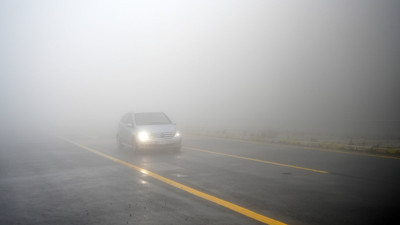 Sis ve yağmur Bolu Dağı'nı esir aldı