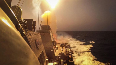 Amerikan gemilerine Husilerden İHA saldırısı