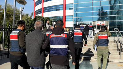 Teröristlere silah ve mühimmat temin eden 3 kişi tutuklandı