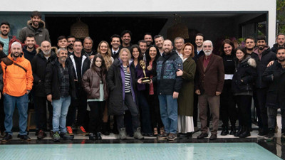 Emmy ödüllü 'Yargı' ekibi sette başarılarını kutladı