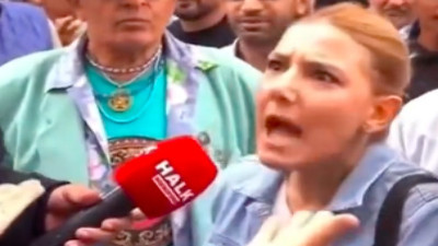 Sokak röportajında isyan eden kadın: "Elimizde mızrak, g.tümüzde yaprakla mamut mu avlayalım!"