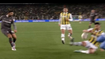 Fenerbahçe Karagümrük maçının en çok tartışılan pozisyonu