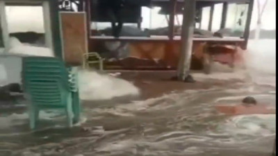 Giresun'da mini tsunami meydana geldi