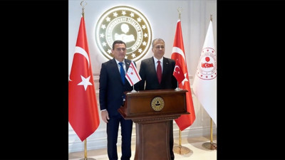 Bakan Yerlikaya, KKTC İçişleri Bakanı Oğuz ile görüştü