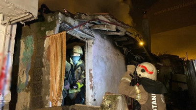 Eyüpsultan’da gecekondu yangını: 1 ağır yaralı