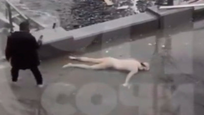 Rusya'da kıyıya vuran insan bedeni sosyal medyada gündem oldu